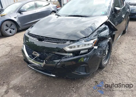 2021 Nissan Maxima Sv Xtronic Cvt z USA, uszkodzony, nr VIN 1N4AA6CV1MC516776